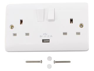 MODE CMA770 13A 2 GANG SWITCHED SOCKET WITH 2.1A USB OUTLET TWIN EARTH