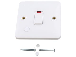 HAGER WMDP84FON 20A DOUBLE POLE SWITCH WITH LED INDICATOR FLEX OUTLET